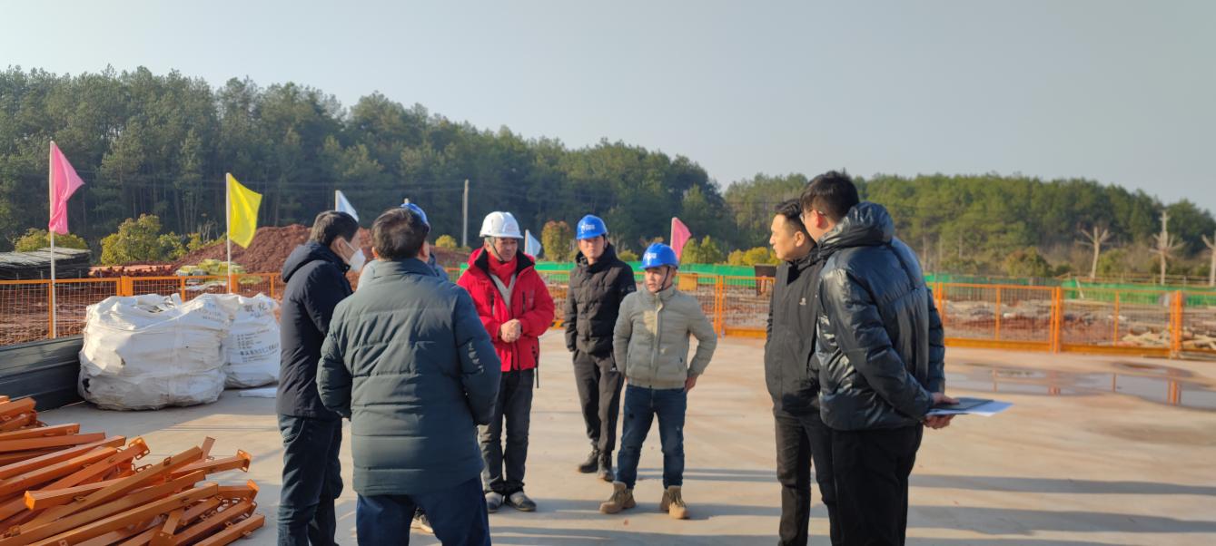 區(qū)國投集團總經理率隊赴在建工地開展安全生產檢查