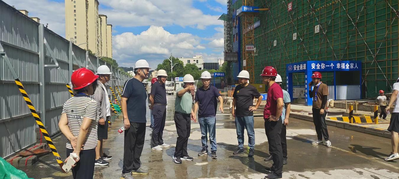 賽馬比拼：聚力黨建，引領(lǐng)發(fā)展新藍(lán)圖